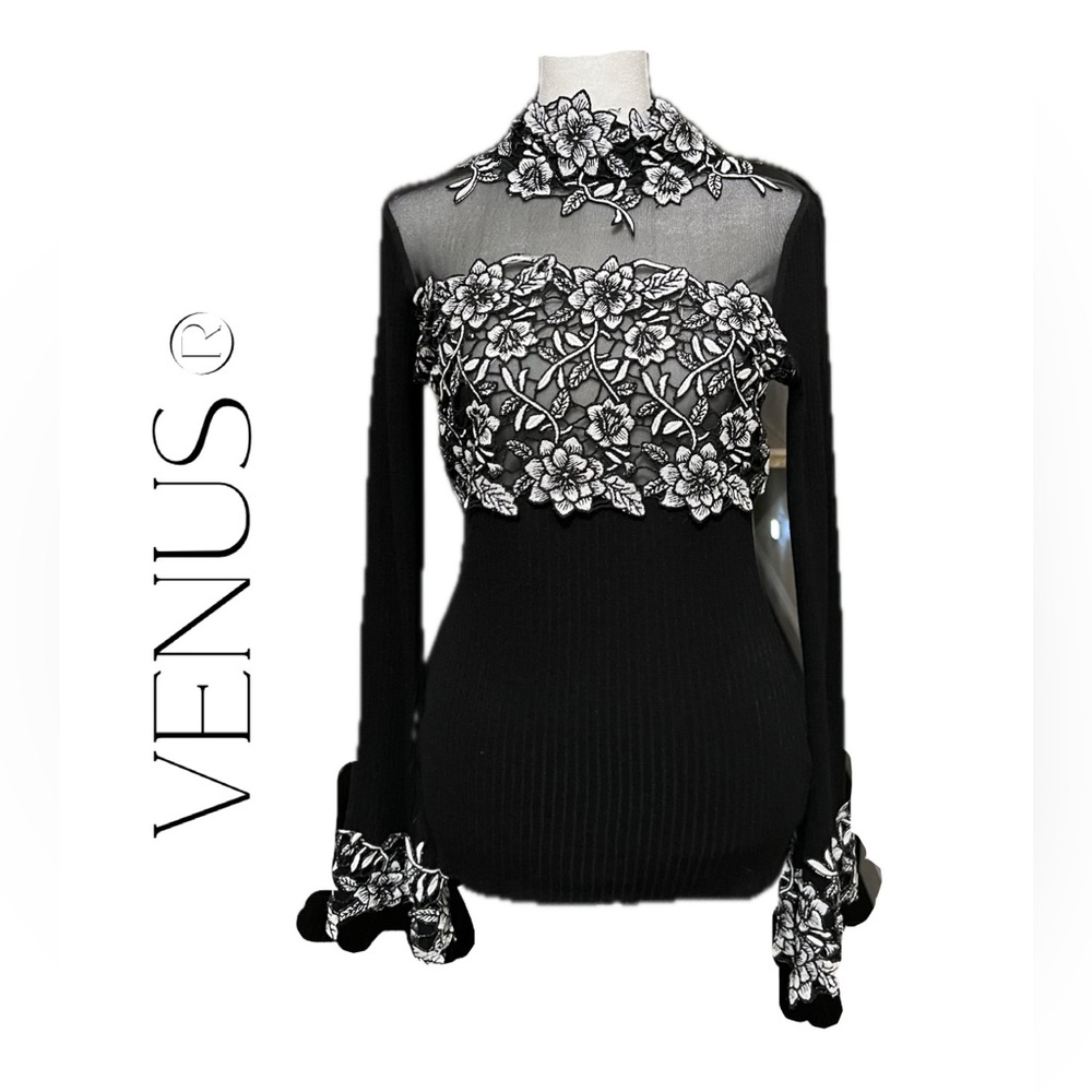 P2. VENUS SWEATER BLACK WITH WHITE AND BLACK LACE SIZE SMALL. In new condition.